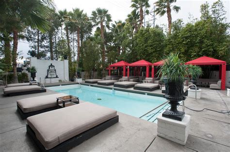 naked pools in las vegas